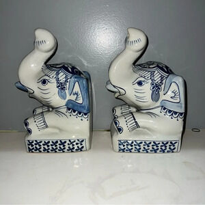 Pair of Vintage Blue White Ceramic Asian Elephant Bookends Nora Fenton Thai‎